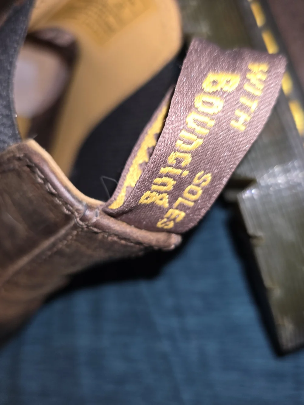 Dr. Martens rugged brown